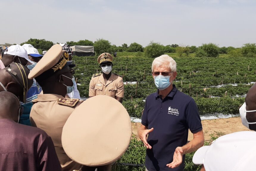 Visite du Gouverneur de Saint-Louis