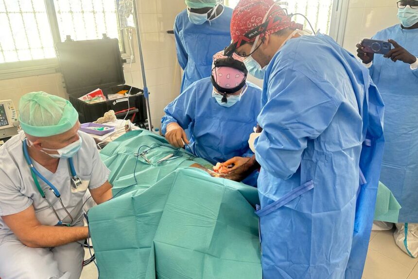 Réussite du Sixième Camp de Chirurgie Plastique
